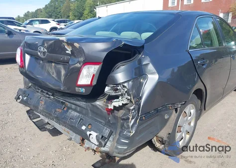 2009 Toyota Camry Hybrid z USA, uszkodzony, nr VIN 4T1BB46K09U063216